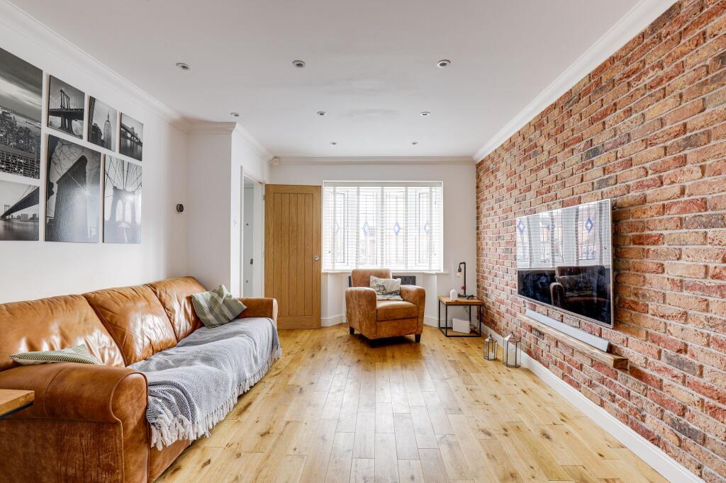 House in Ashfield, Hucknall - View 2