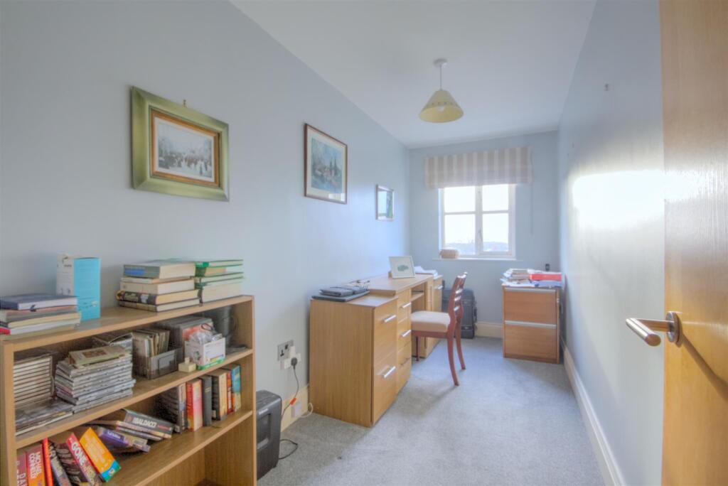 Additional image 7 of Burnside House, Skipton