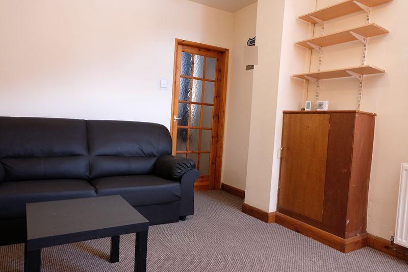 1 bedroom maisonette for rent