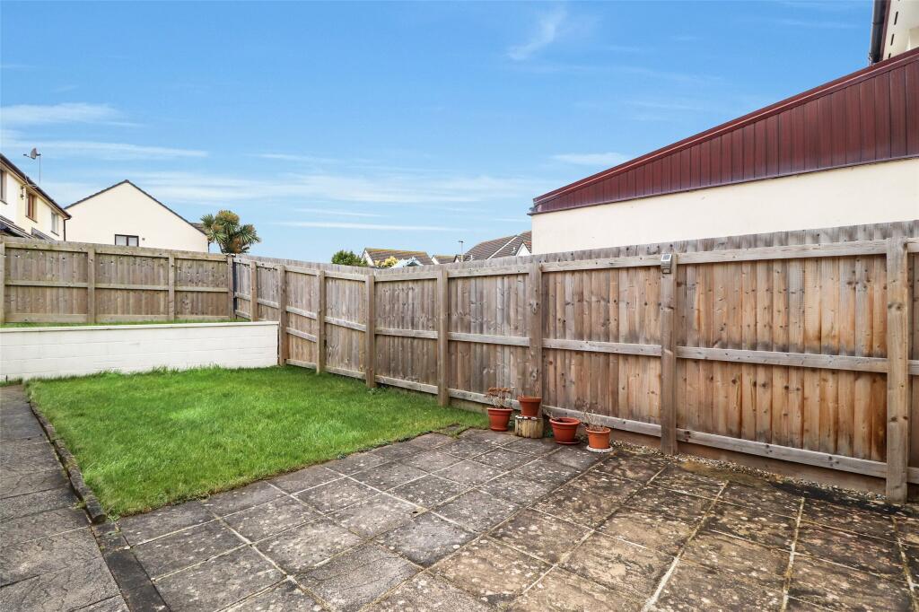 Ridgeway Drive, Westward Ho!, Bideford, EX39 photo 4