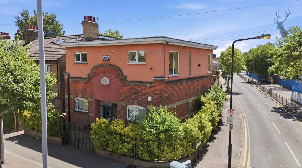 Main image of property: Billet Road, London, E17