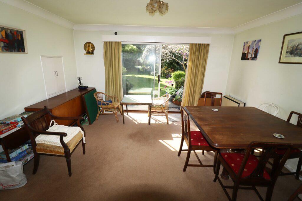 Staunton Avenue, Hayling Island photo 5