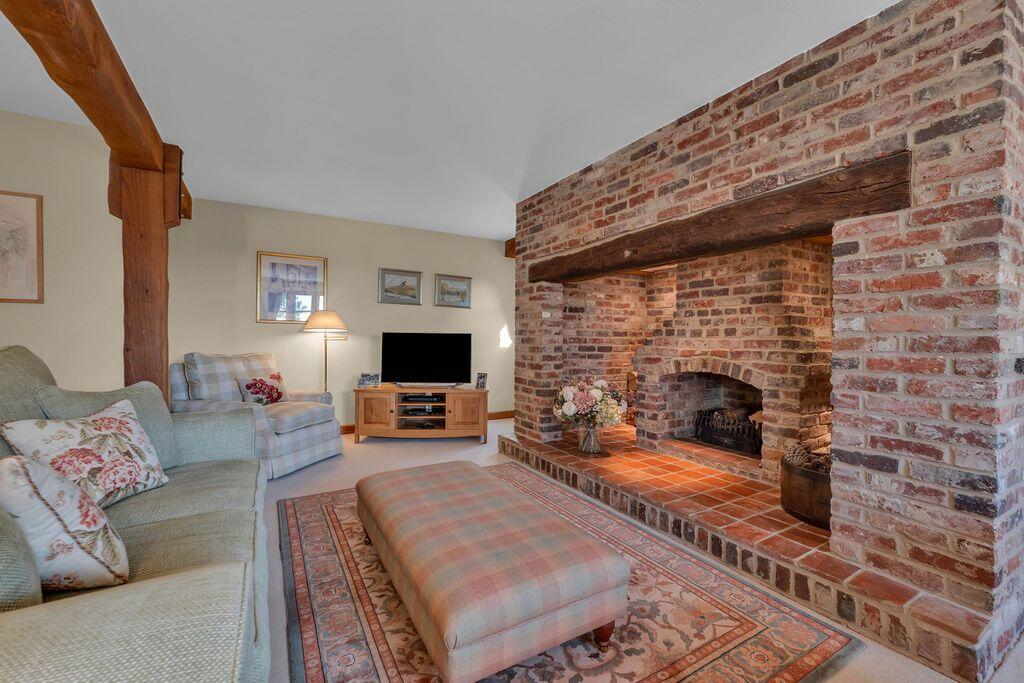 House in Northampton - View 5