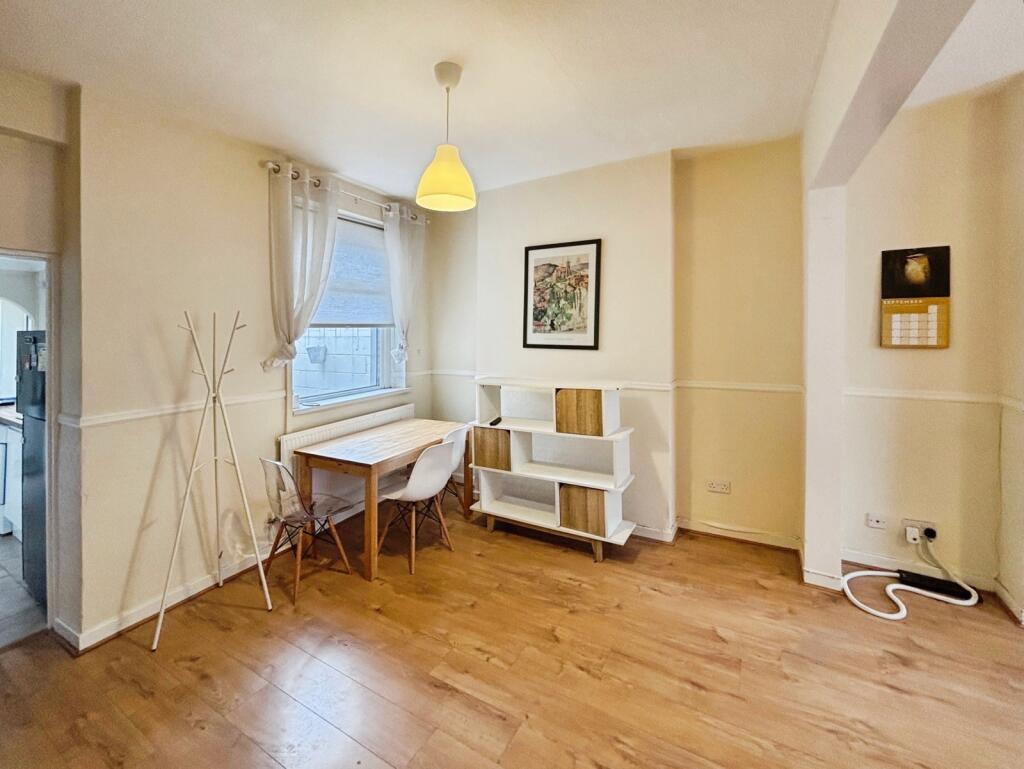 House in Cardiff, Cathays - View 4