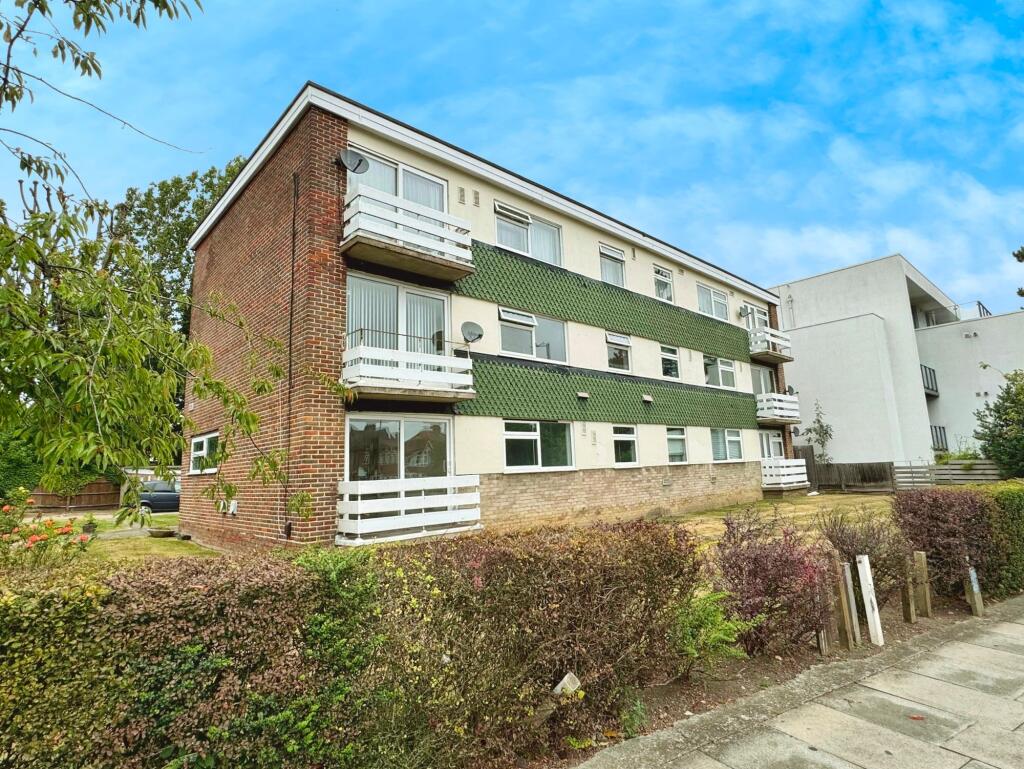 Main image of property: Kenton Road, Harrow, HA3