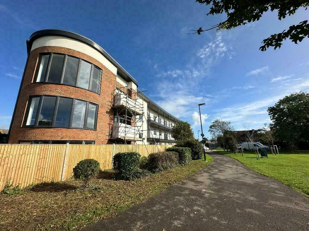 Main image of property: Station Road, Hayling Island, Hampshire, PO11