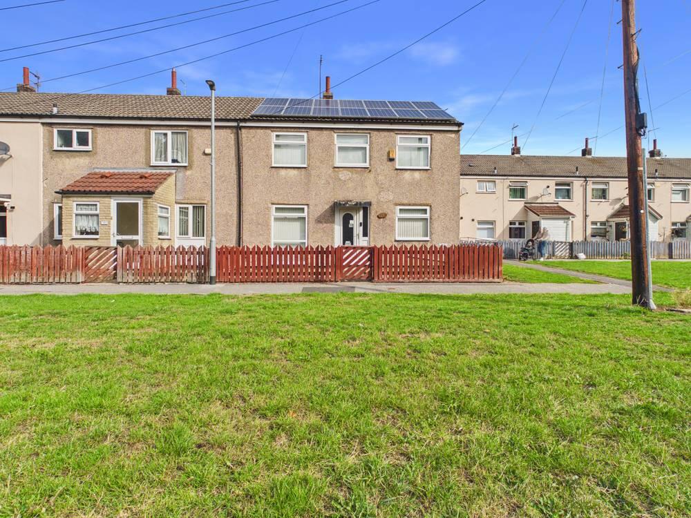 Main image of property: Lingcourt, Hull, HU6 9TB