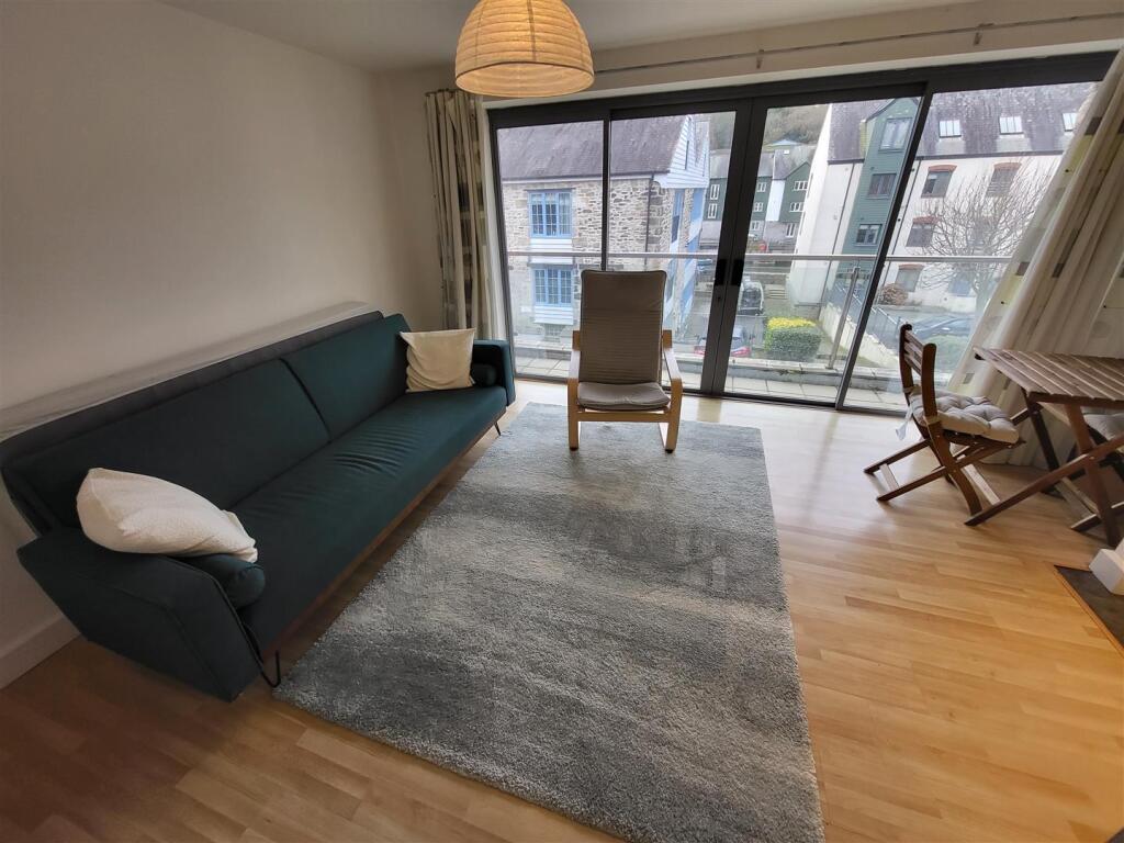 Apartment in Truro - View 5