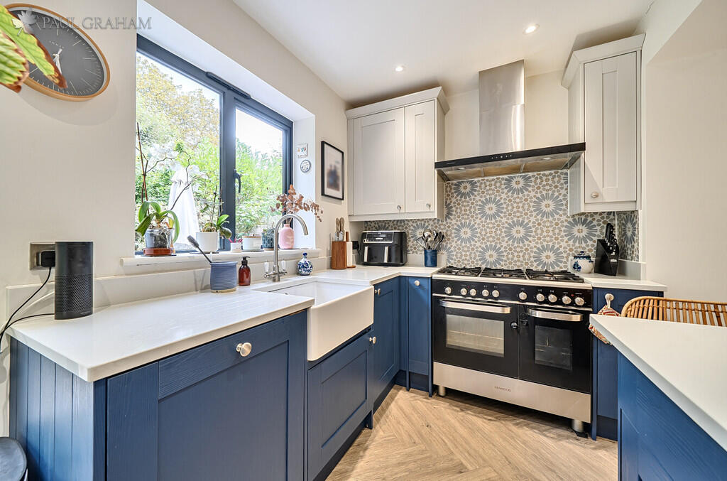 House in Carshalton, Hackbridge - View 5
