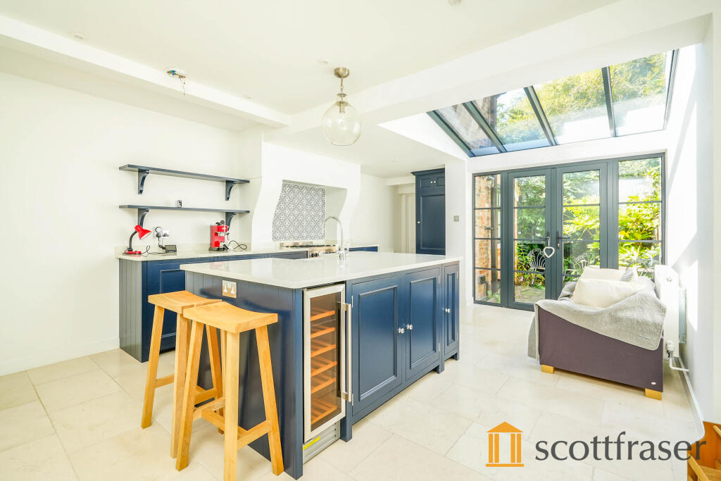 Main image of property: Middle Way, OX2