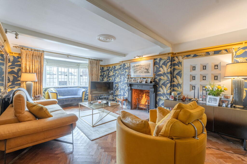 Additional image 2 of Avonbury House,  High Street, Bidford-on-Avon B50 4BU