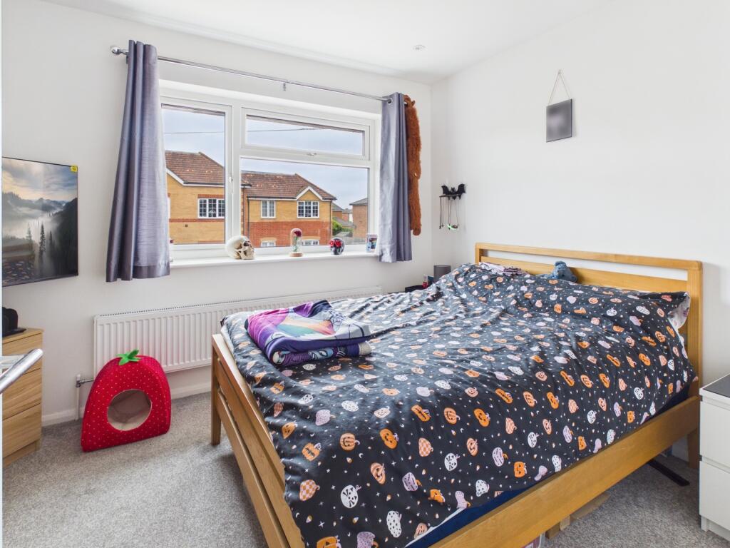 House in Twickenham - View 5