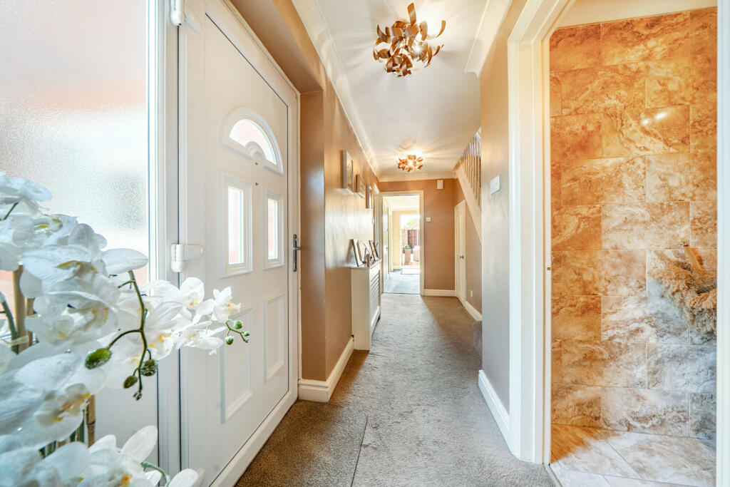 House in Tonbridge - More