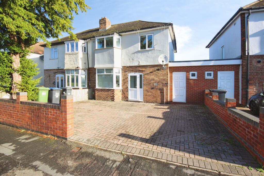 Main image of property: Lee Road, Leamington Spa