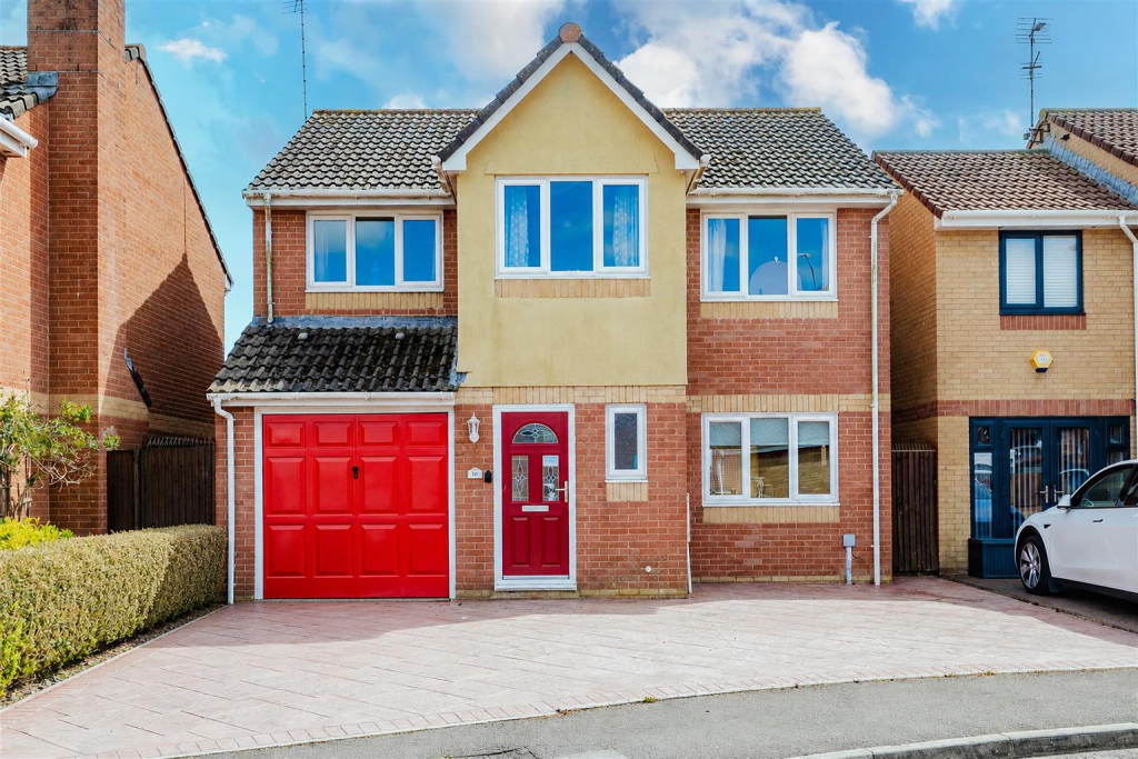 Main image of property: Thistle Close, Barry