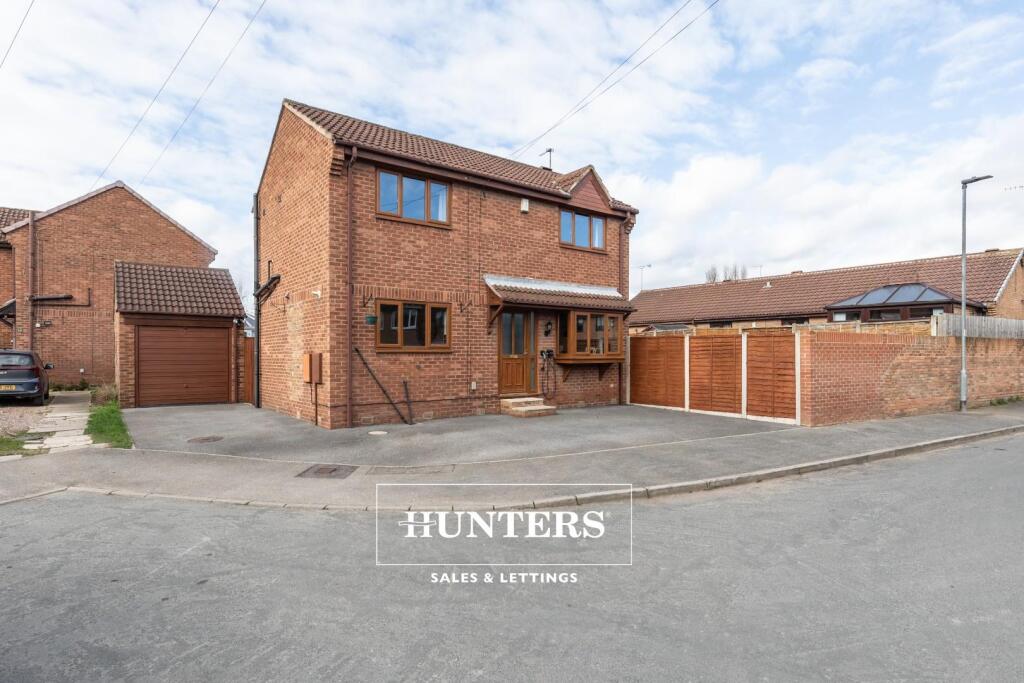 Main image of property: THE POPLARS, KNOTTINGLEY, WEST YORKSHIRE