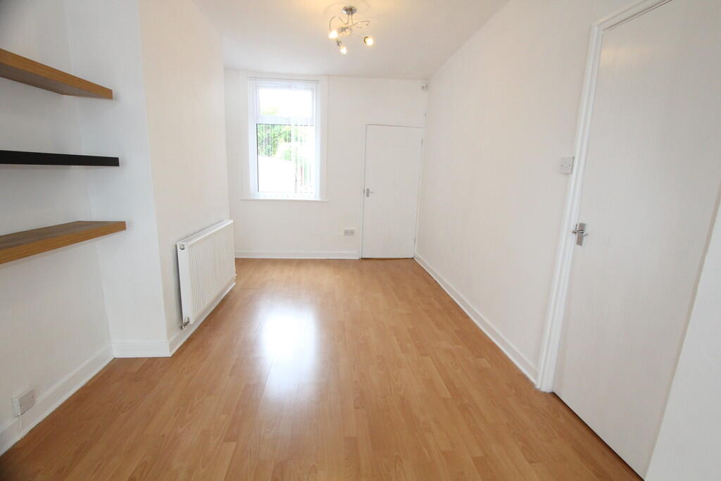 Cunliffe Street, Wrexham photo 3