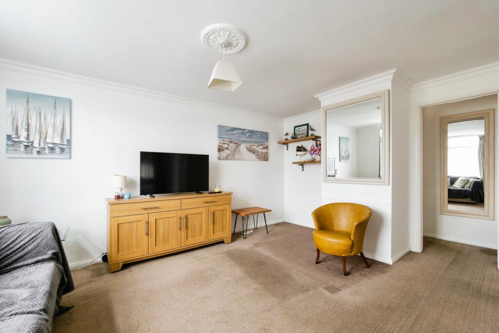 Apartment in Exeter - View 5