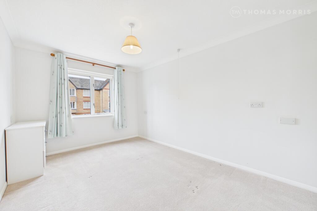 Apartment in Peterborough - More