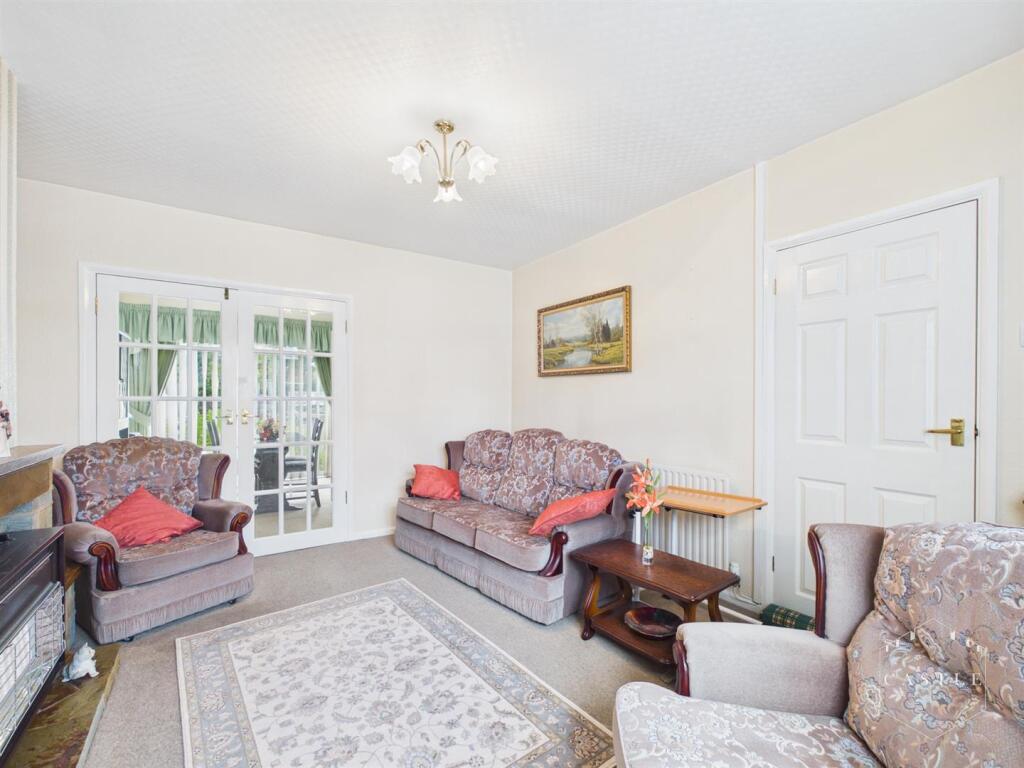 House in Hinckley and Bosworth, Barwell - More