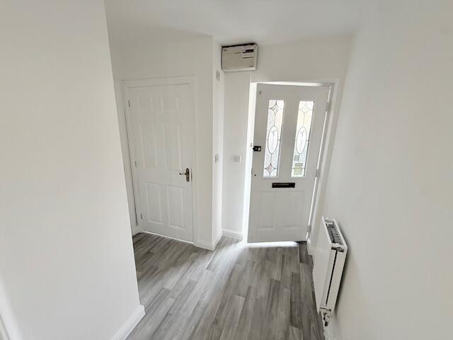 Apartment in Brighton - View 4