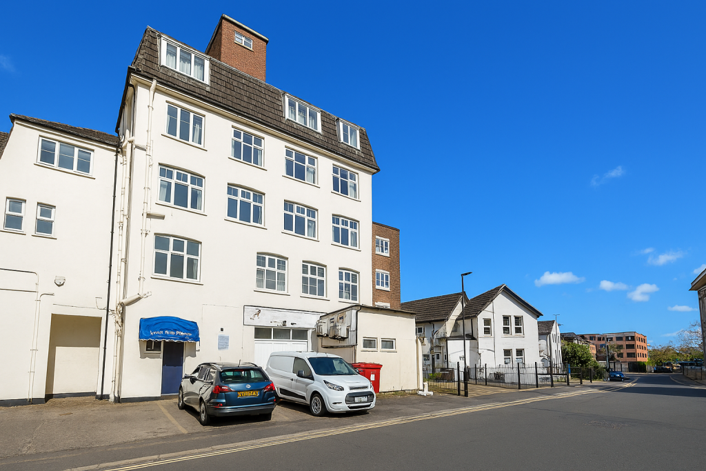 Main image of property: Lorne Park Mansions, Bournemouth