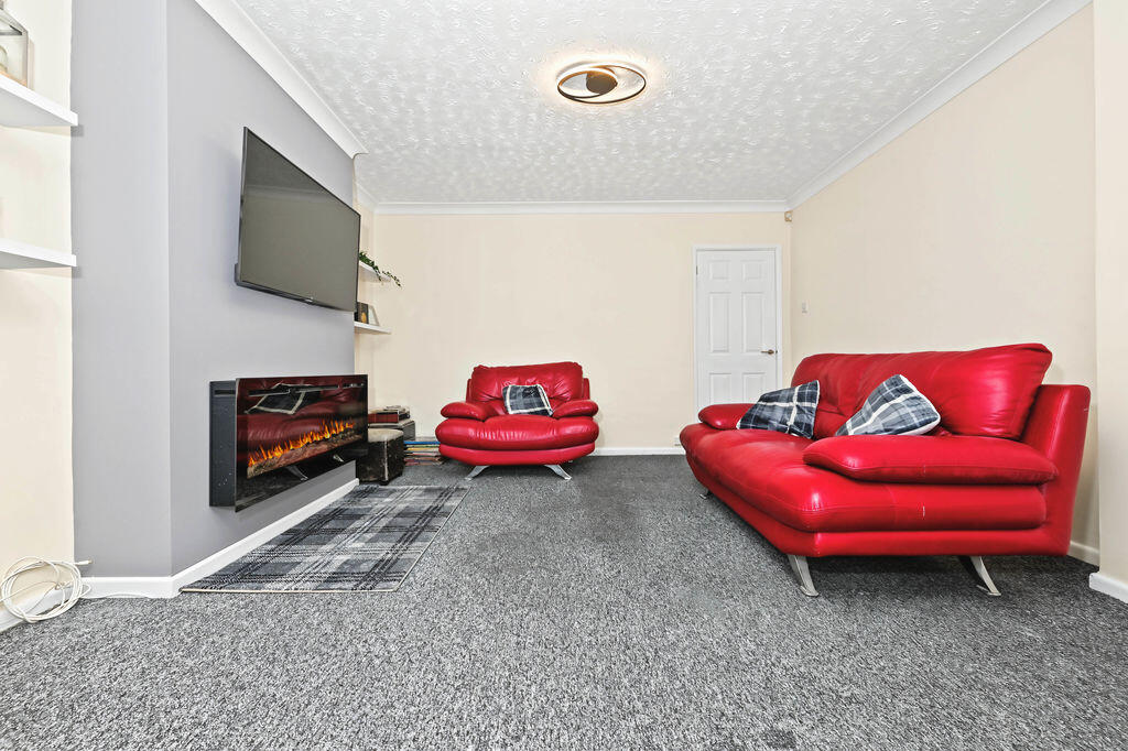 House in Newcastle-under-Lyme, Kidsgrove - View 2