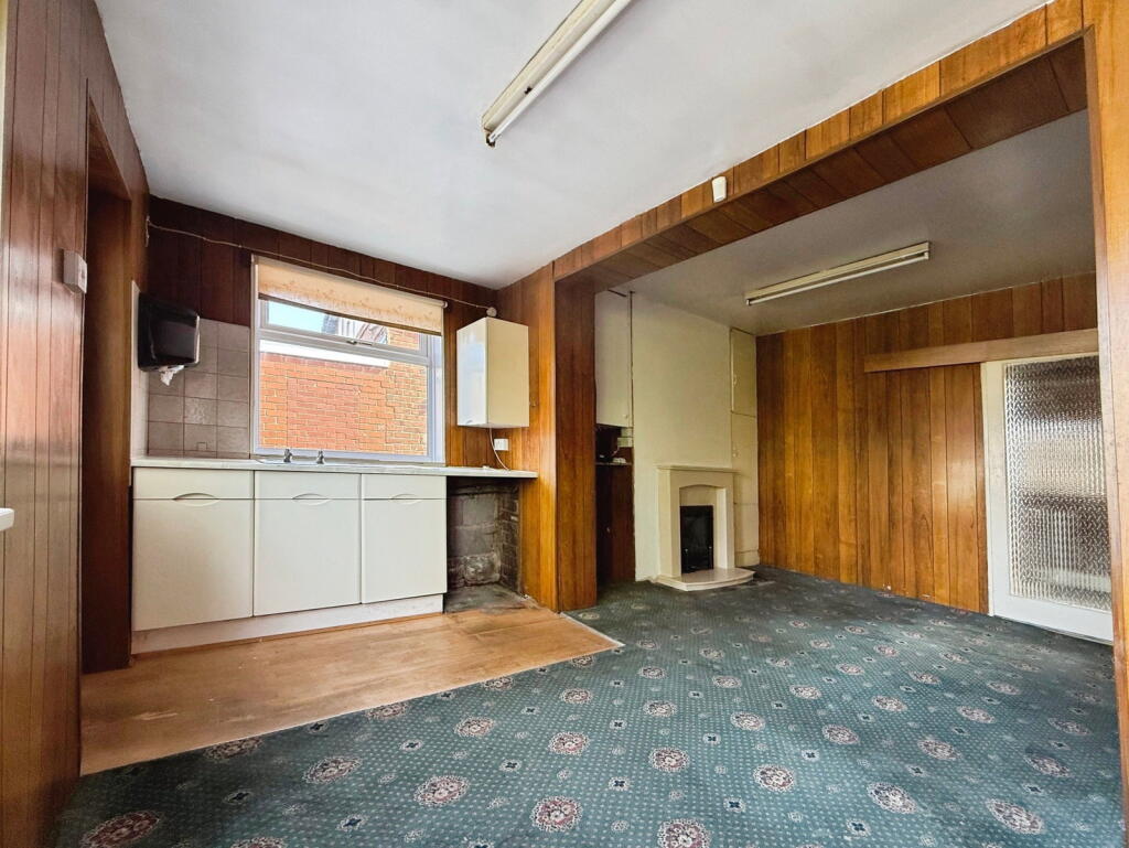 Markham Avenue, Armthorpe, Doncaster, DN3 2AZ - More