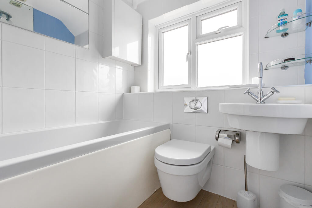 Additional image 12 of Highfield Avenue, Harpenden, AL5