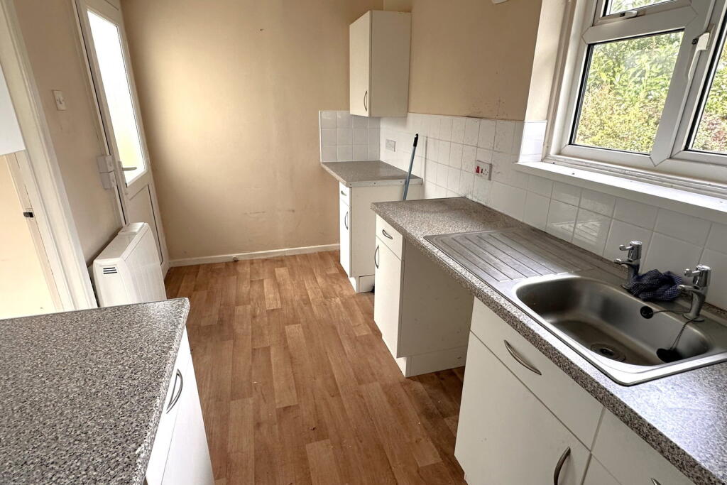 House in Swindon, Patney - View 4