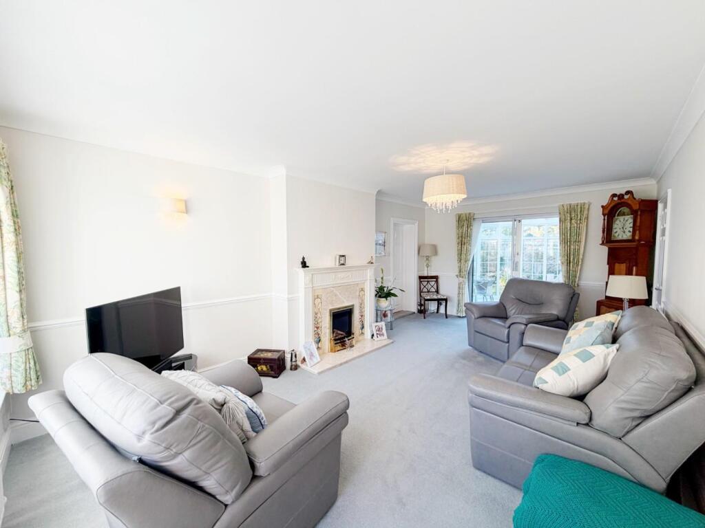House in Stockton-on-Tees - More