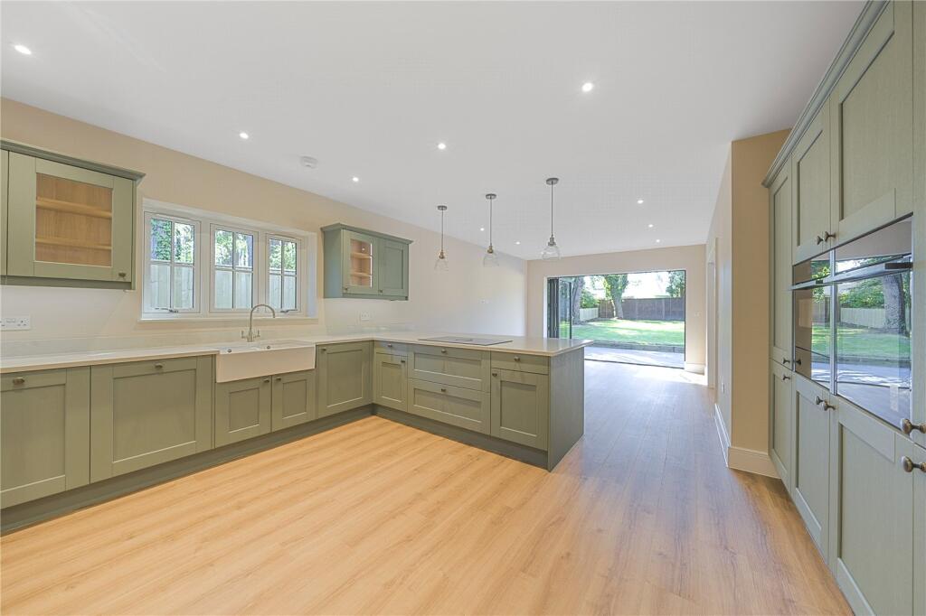 Lions Lane, Ashley Heath, Ringwood, Dorset, BH24 photo 2