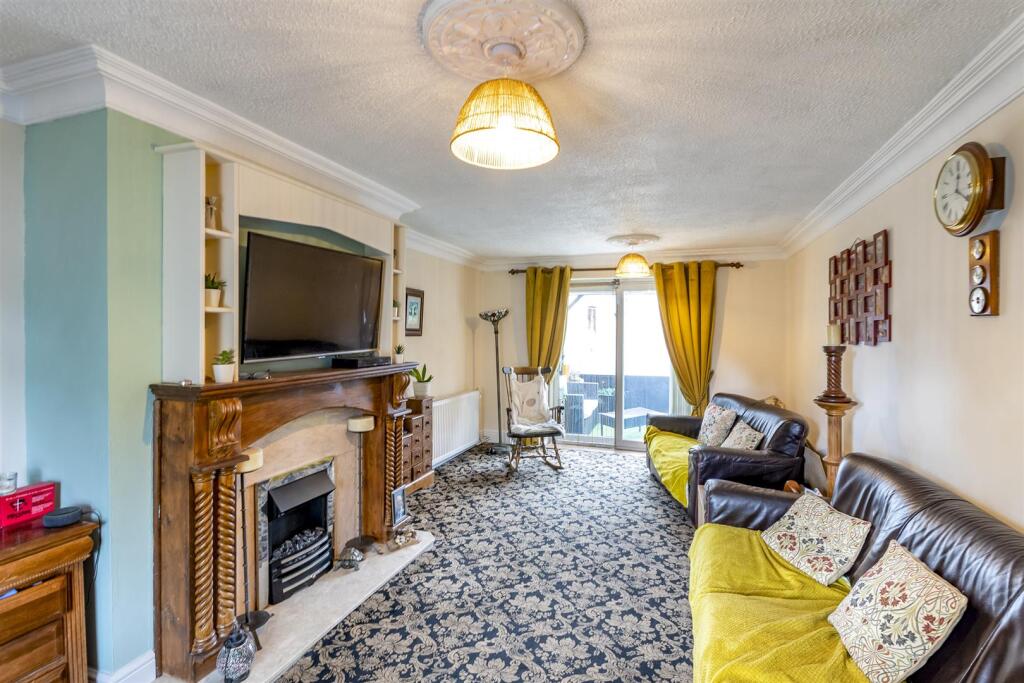 Holly Crescent, Sunnyside, Rotherham photo 3