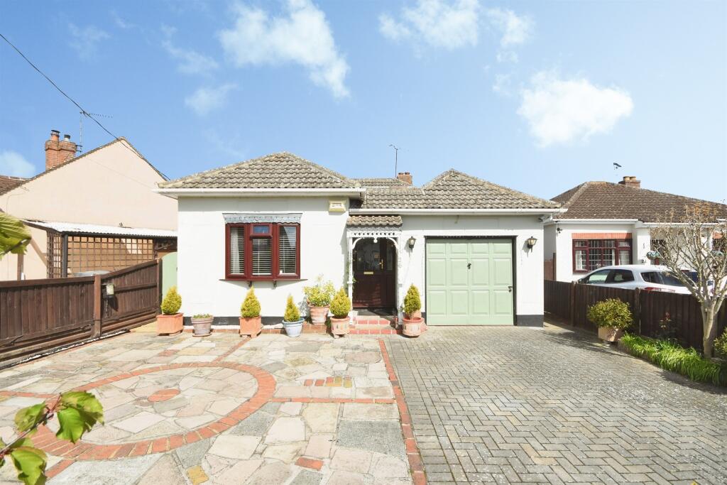 Main image of property: Jubilee Avenue, Broomfield, Chelmsford