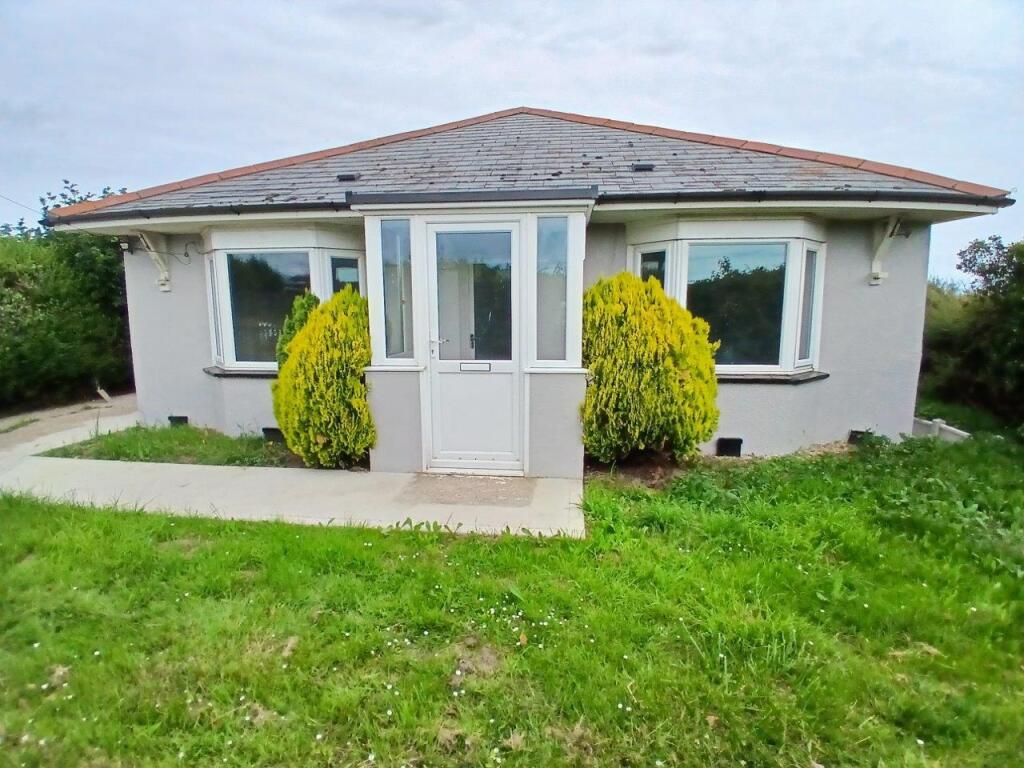 Main image of property: Sunray, Newlands Lane, Ramsgate, Kent ,CT12 6RJ