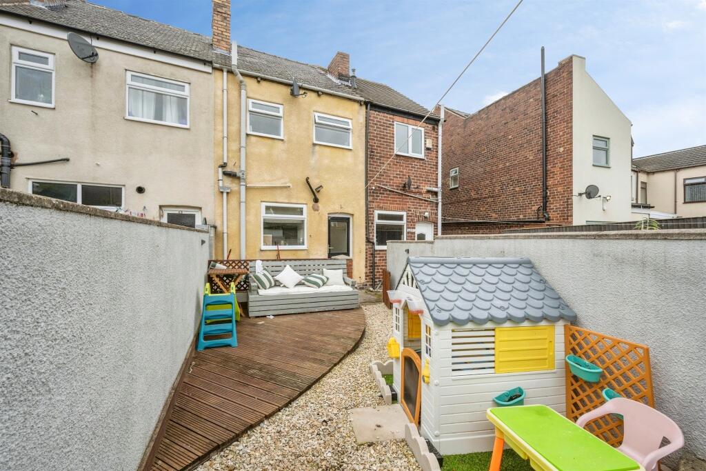 House in Rotherham, South Yorkshire - View 4