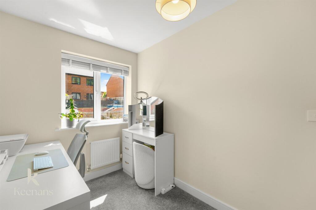 Seymour Close, Rossendale - More