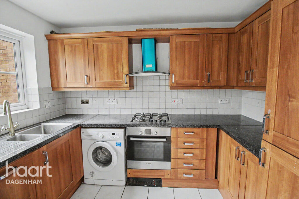 Main image of property: Tallow Close, DAGENHAM