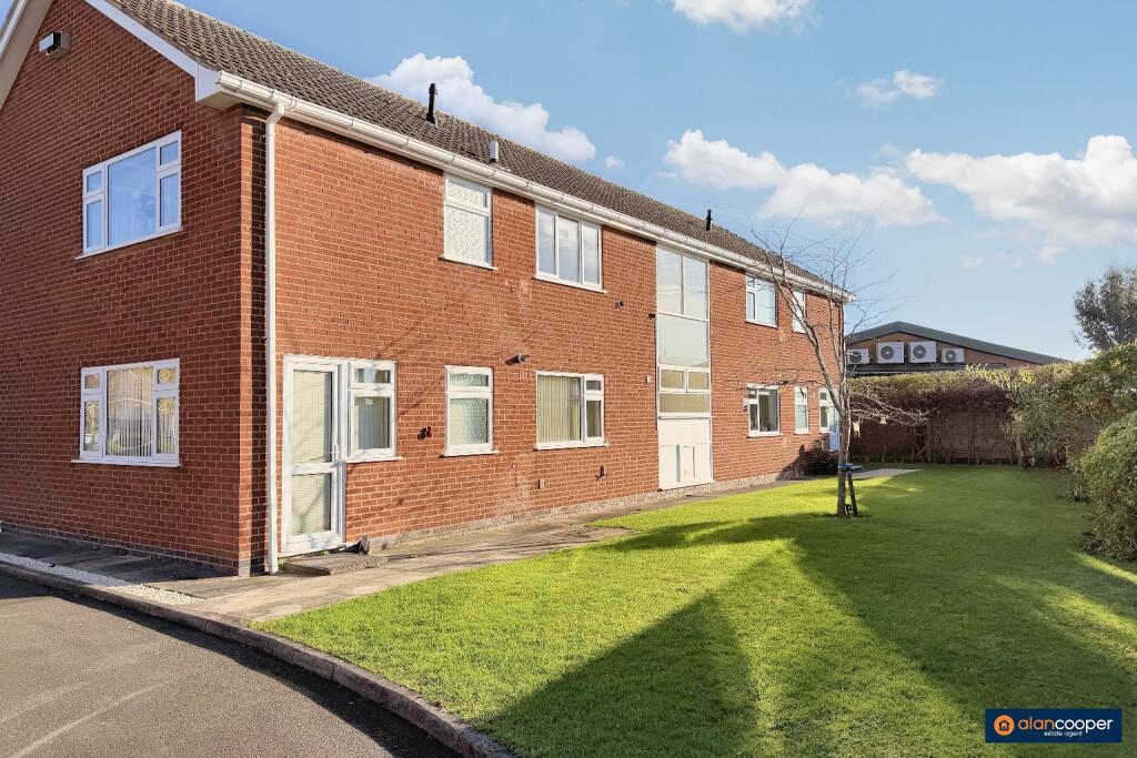 Coniston Court, St Nicolas Park, Nuneaton, CV11 6DB photo 2