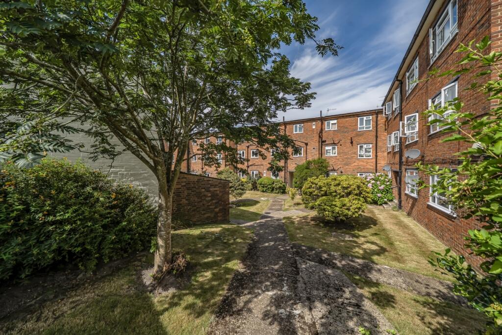 Main image of property: Mountfield Gardens Tunbridge Wells TN1