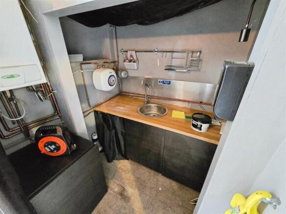 Utility / Kitchenette