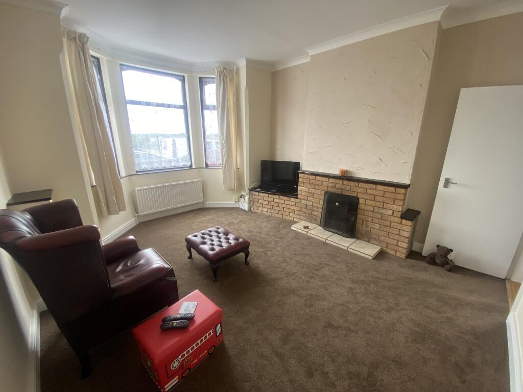 House in Ashfield, Kirkby-in-Ashfield, Sutton-in-Ashfield - View 2