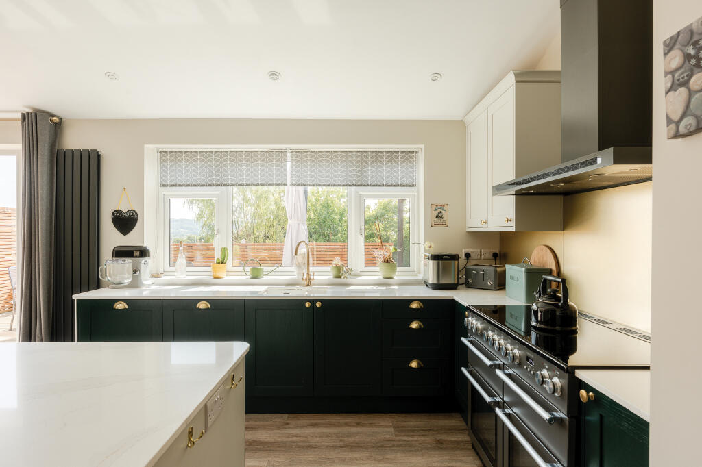 House in Bristol, Woodhill - View 4