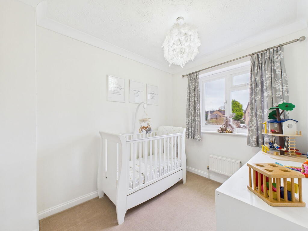 Haybarn Drive, Horsham image 4