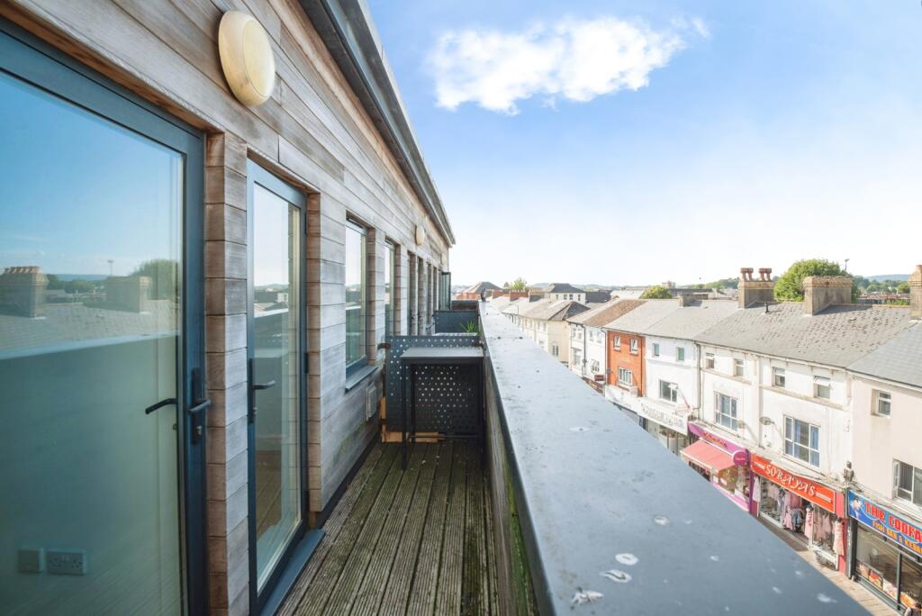 Apartment in Cardiff, The Laundry Quarter, Canton - More