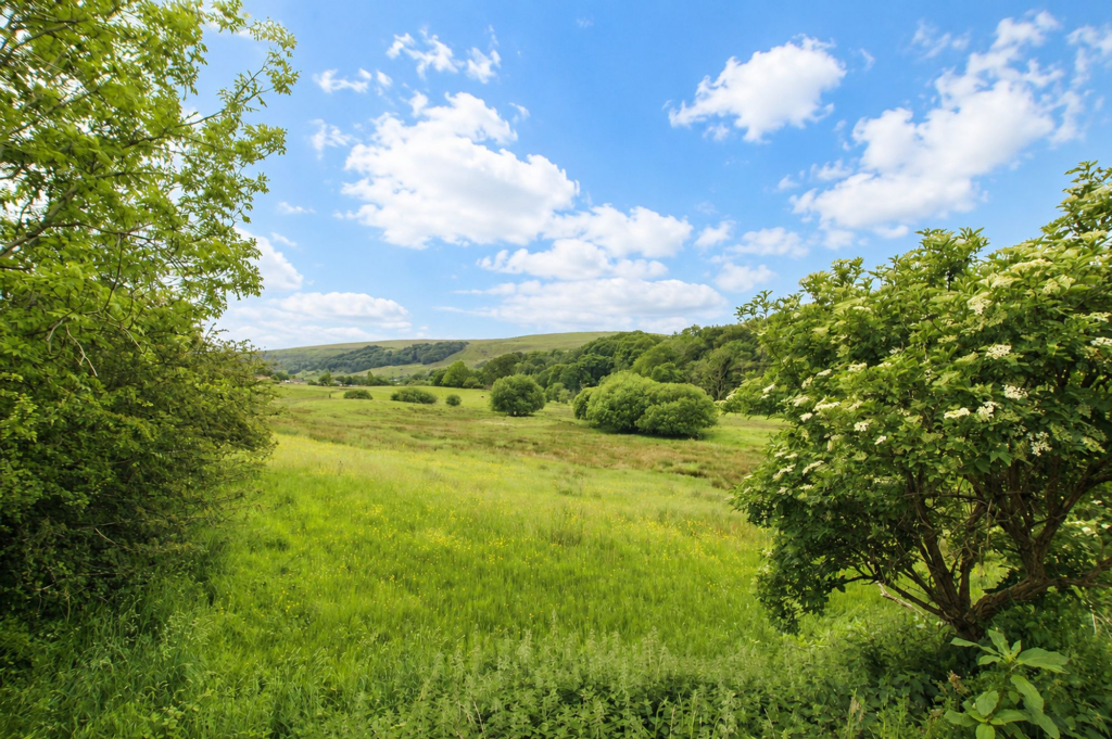 Main image of property: Burnley Road, Cliviger, BB10