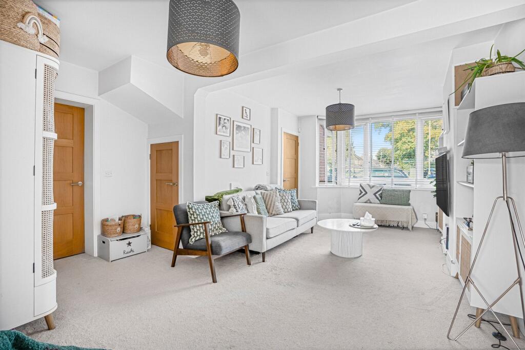 House in Watford, North Watford - View 2