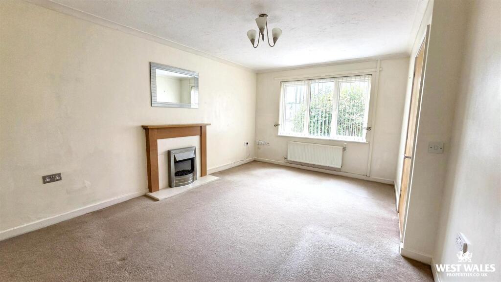 House in Swansea - View 2