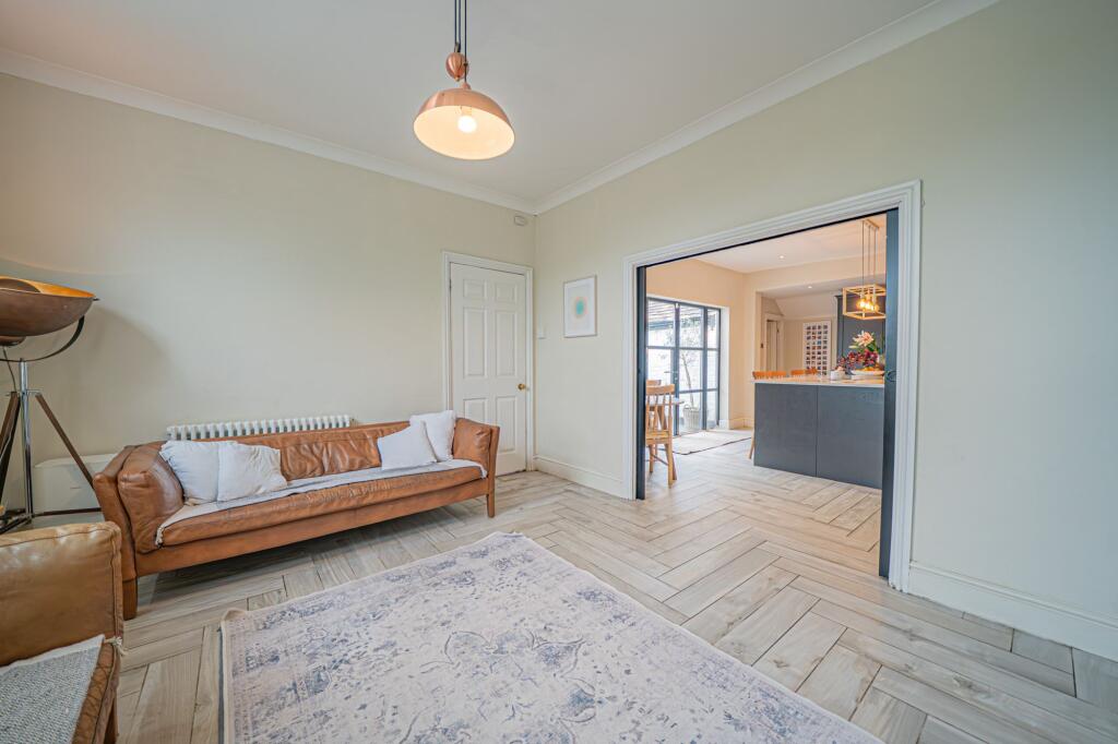 School Lane, Solihull, B91 photo 5