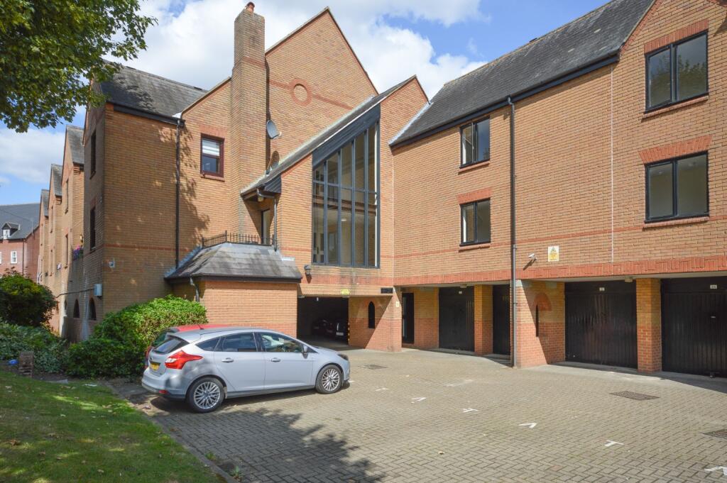 Main image of property: Fitzwalter Place, Dunmow, CM6